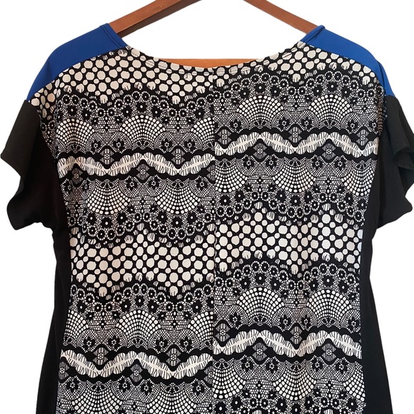 Vintage Suzie Black and White with Blue Short Sleeved Top - Picture 8 of 11